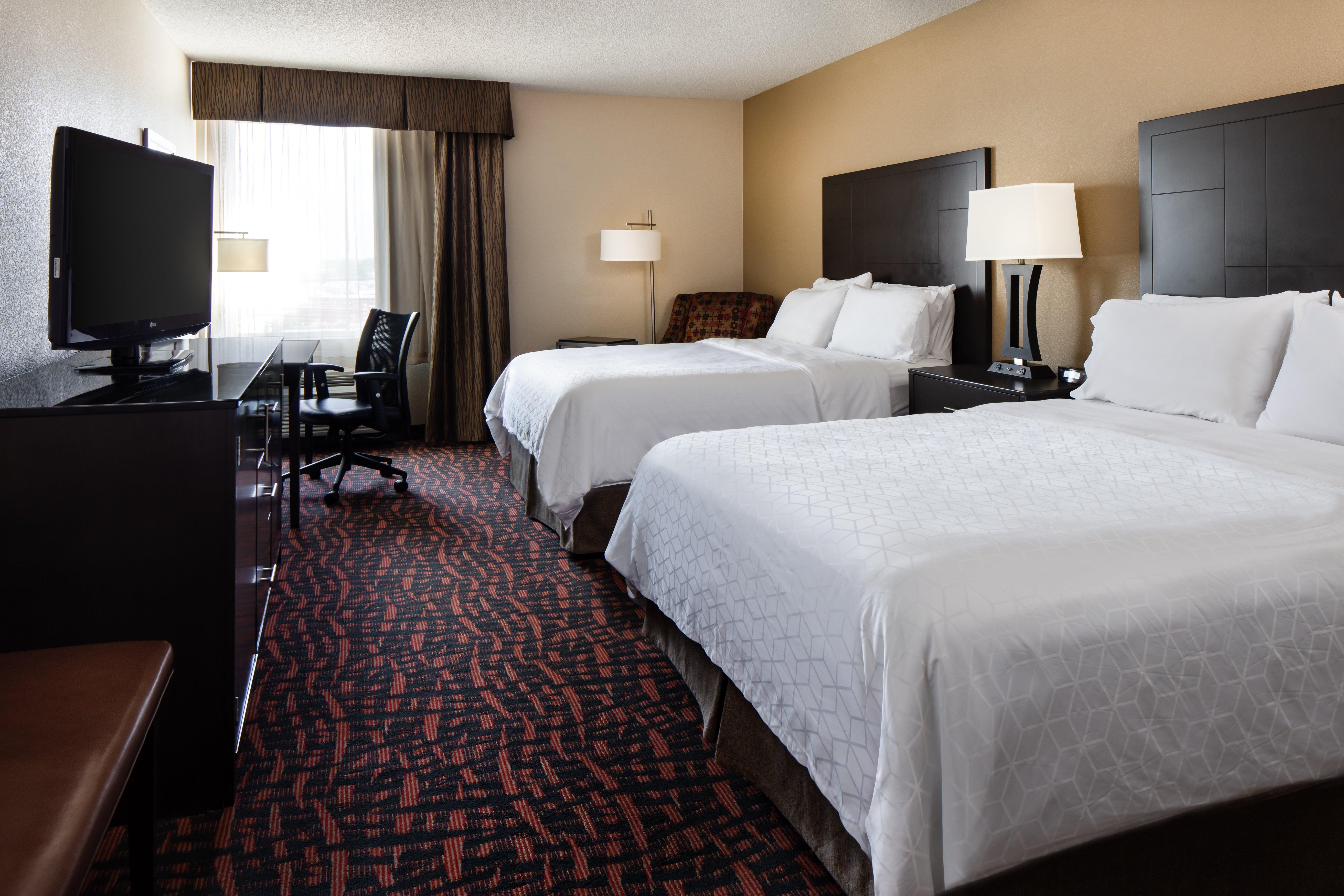 Holiday Inn Wichita East I-35 By Ihg Exterior foto