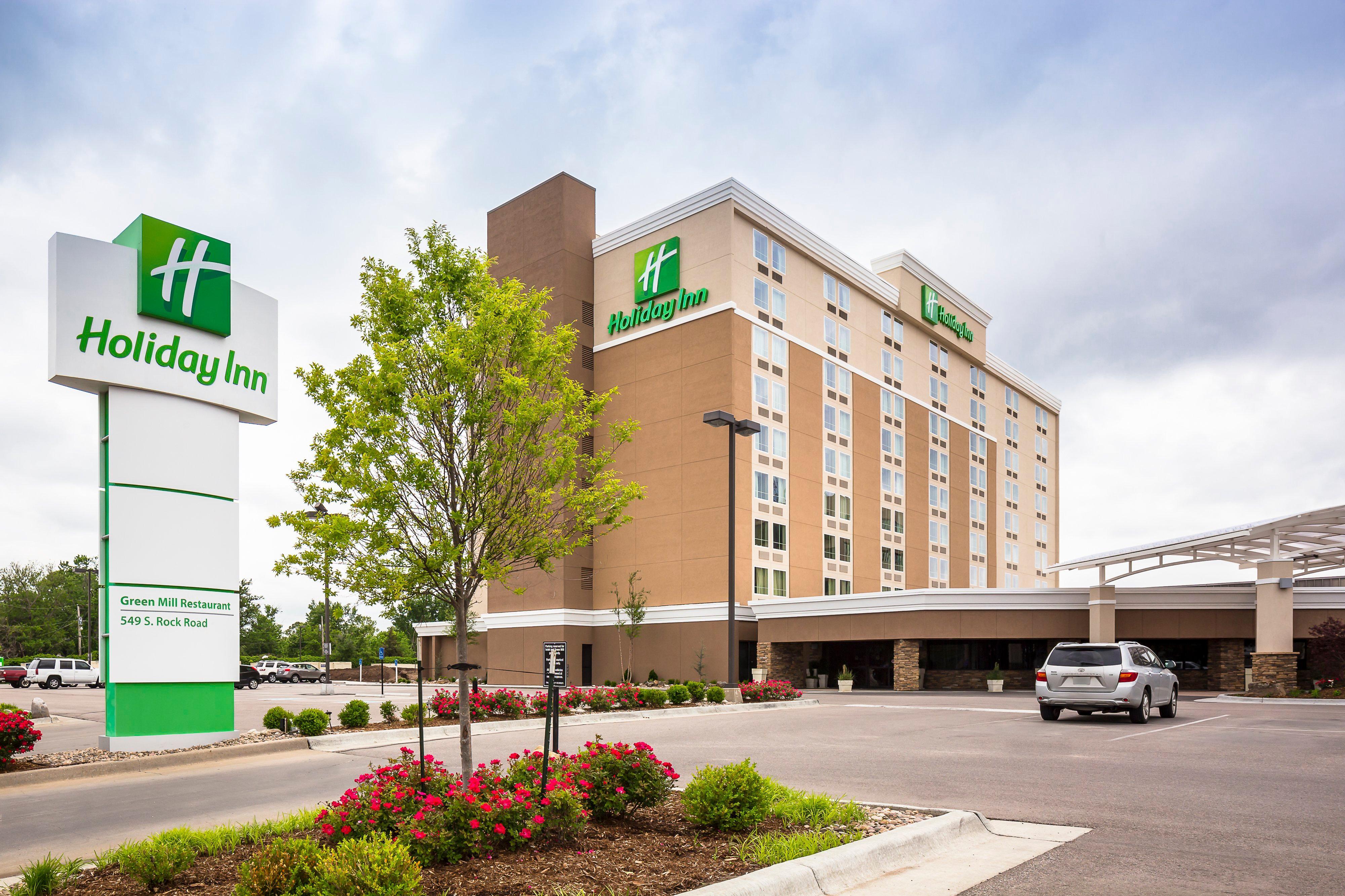 Holiday Inn Wichita East I-35 By Ihg Exterior foto