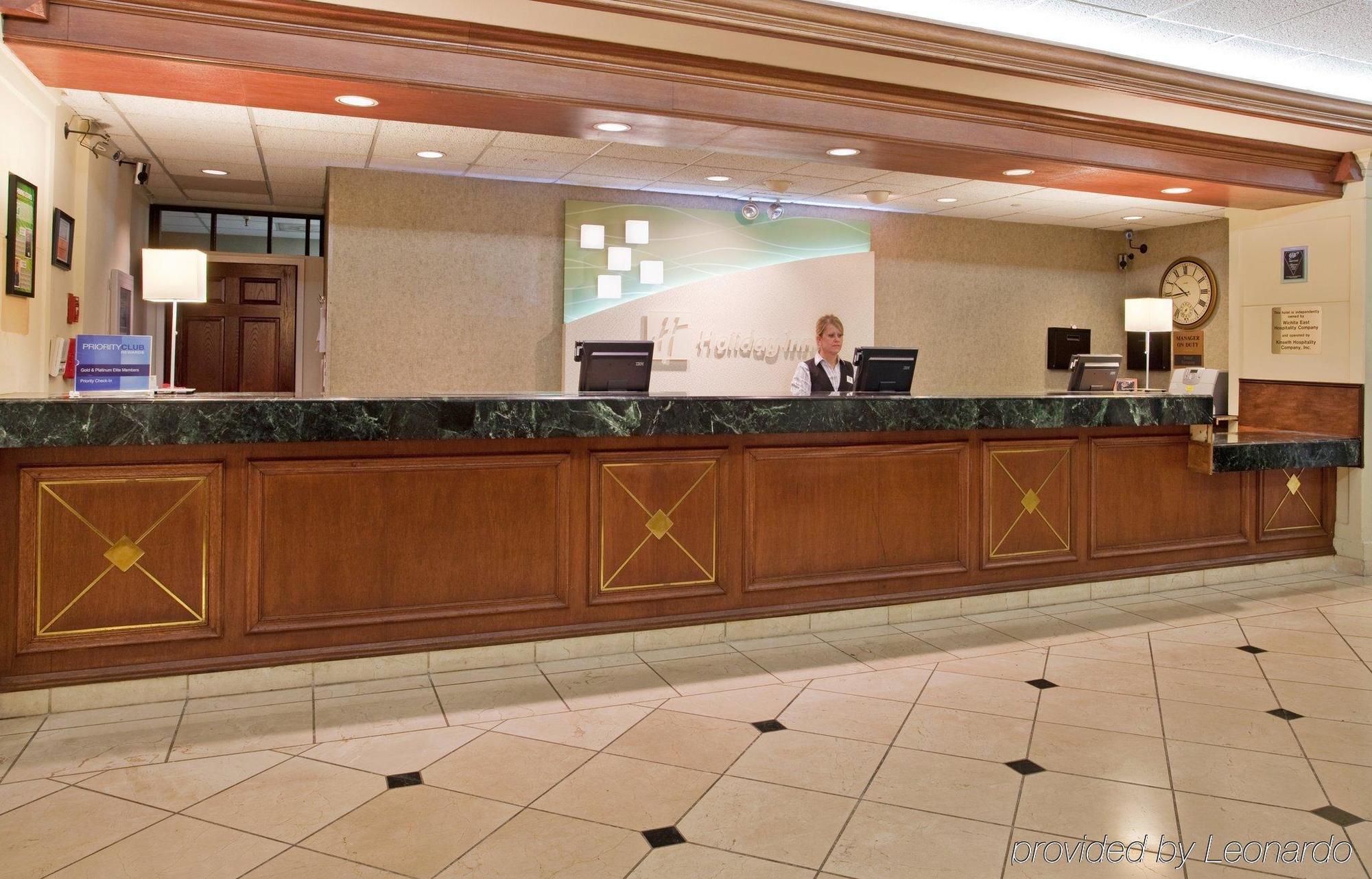 Holiday Inn Wichita East I-35 By Ihg Interior foto